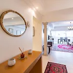 Centrally Vacation Home In Beach Road