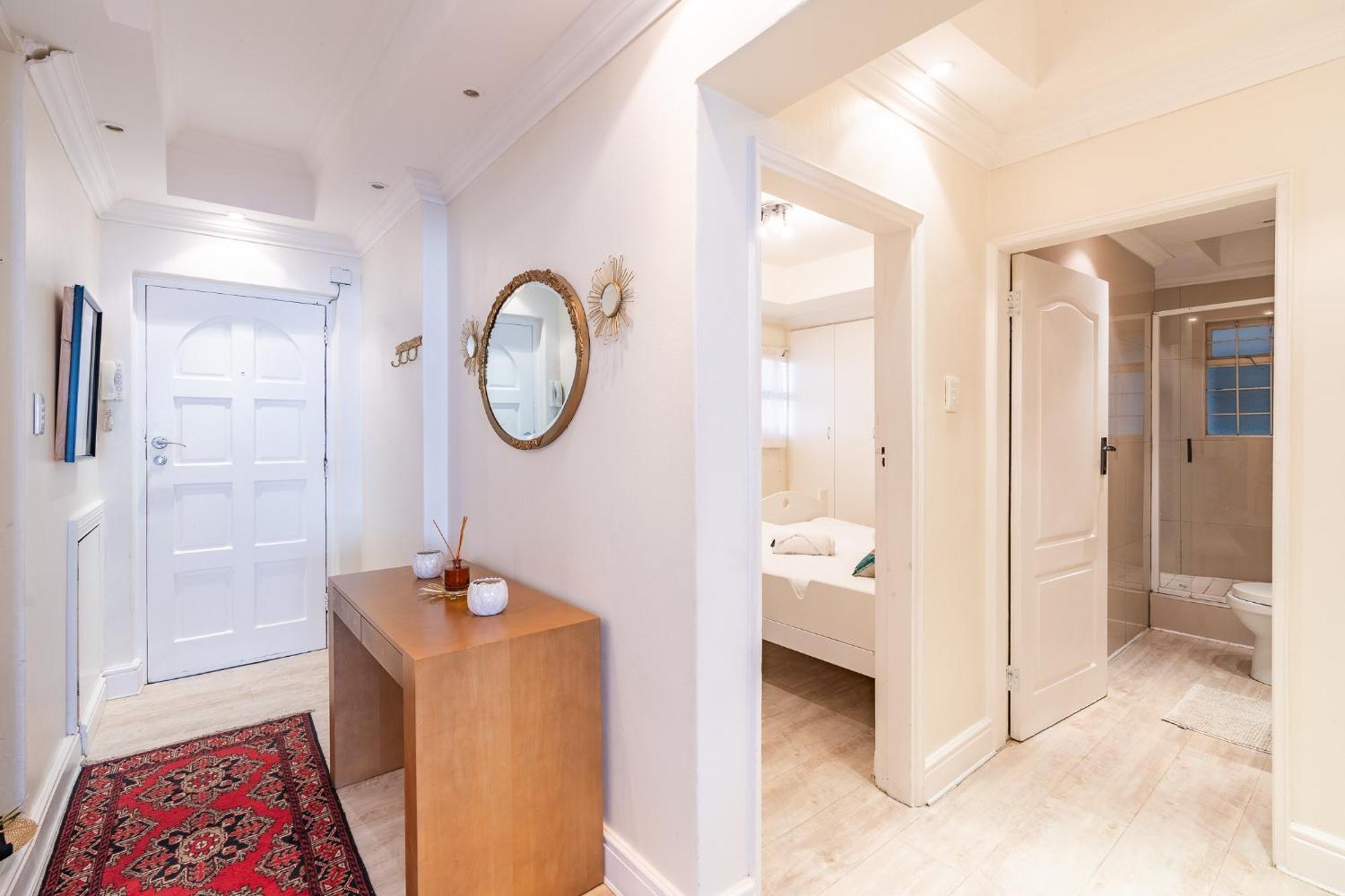 Centrally Vacation In Road Apartment